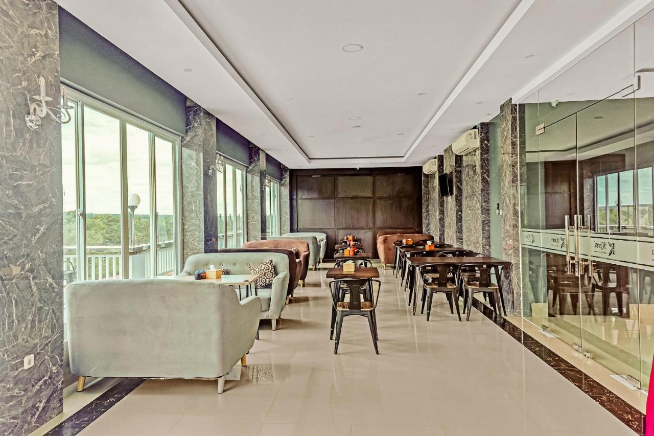 Kirei Hotel Bantaeng Exterior foto
