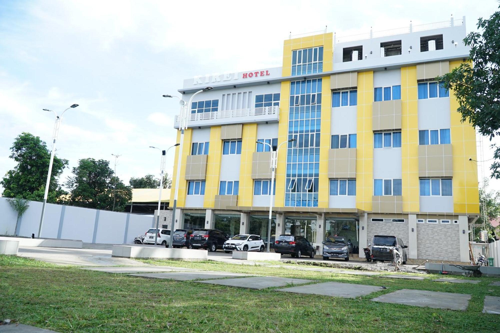 Kirei Hotel Bantaeng Exterior foto